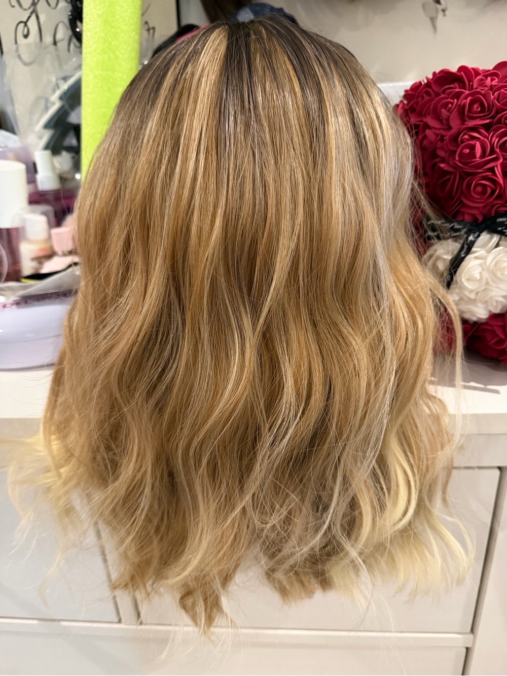 Blonde Wavy Women’s Wig - Natural Honey Blonde